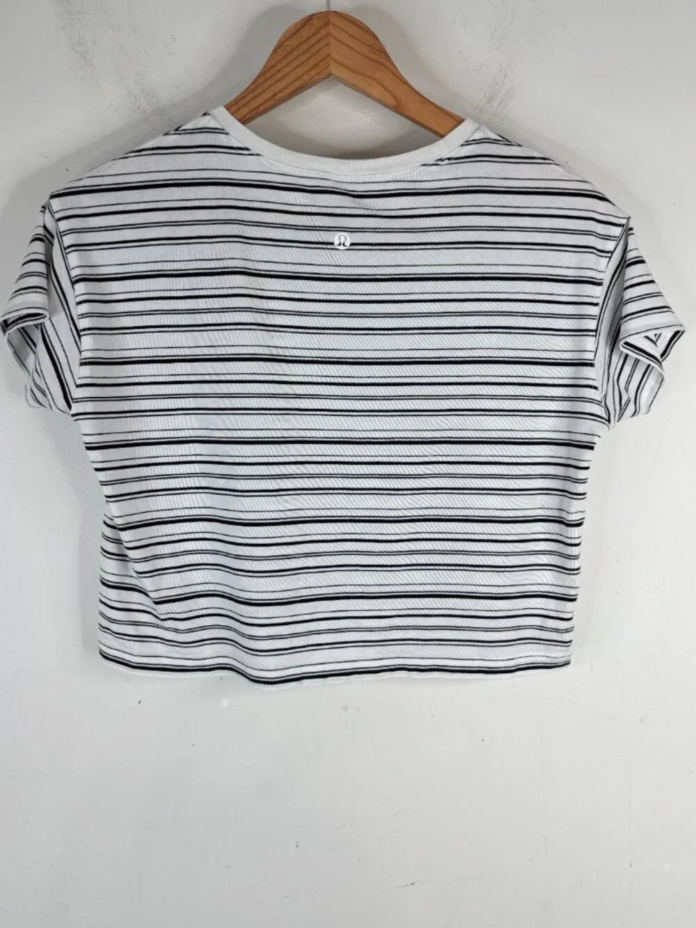 Lululemon Cates T Shirt 2 Boxy Cropped Tee White Black Striped Pima Cotton